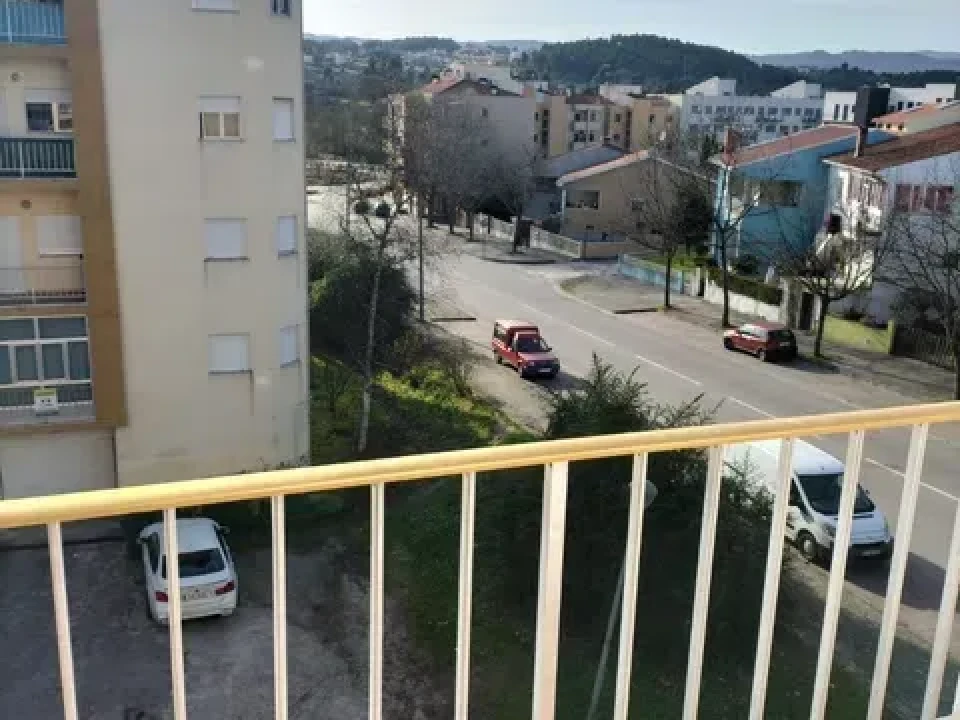 Apartamento T3 para Arrendamento em Chaves Foto 10