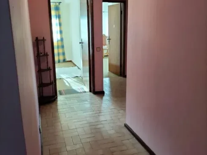 Apartamento T3 para Arrendamento em Chaves Foto 4