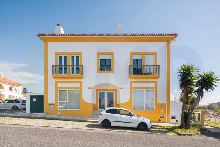 Apartamento T2 para Venda em Gaeiras Foto 1