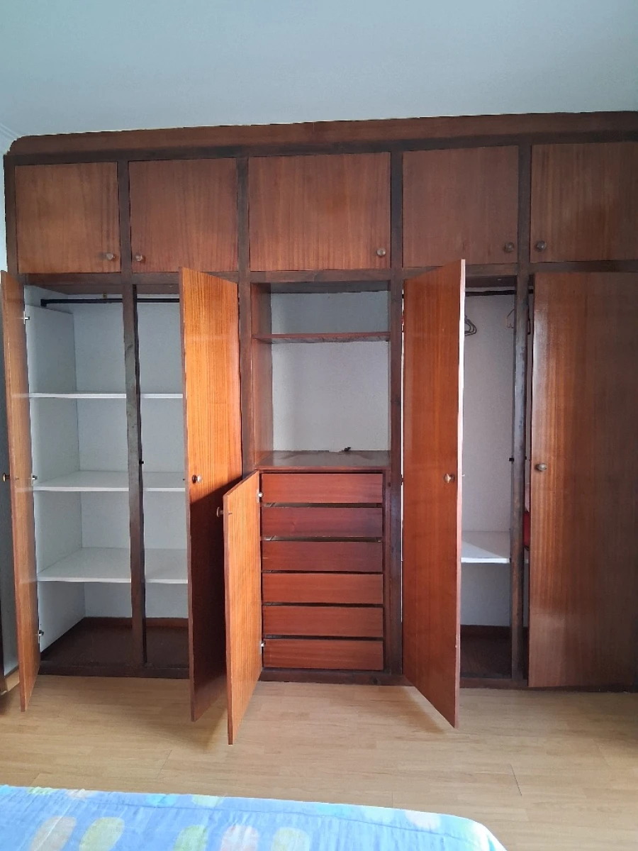 Quarto para Arrendamento em Costa de Caparica Foto 2