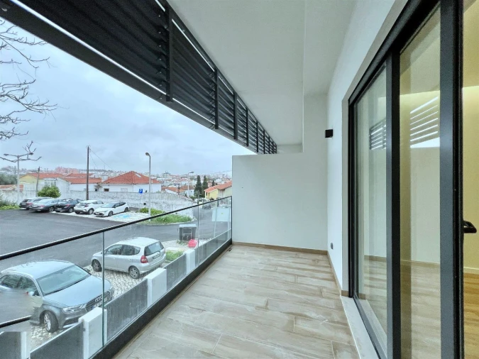 Moradia T4 para Venda em São Domingos de Rana Foto 13