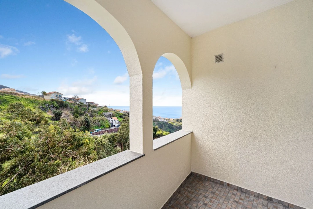 Moradia T4 para Venda em Estreito Calheta Foto 7