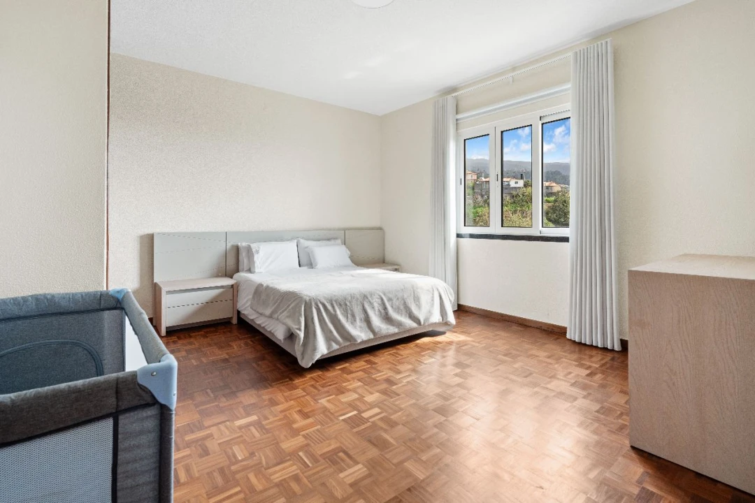 Moradia T4 para Venda em Estreito Calheta Foto 18