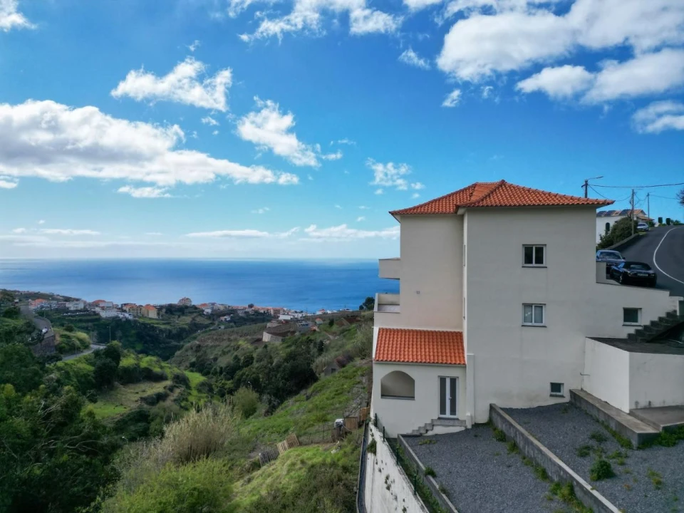 Moradia T4 para Venda em Estreito Calheta Foto 36