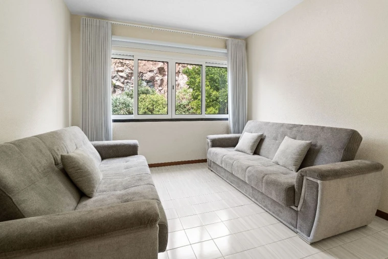 Moradia T4 para Venda em Estreito Calheta Foto 9