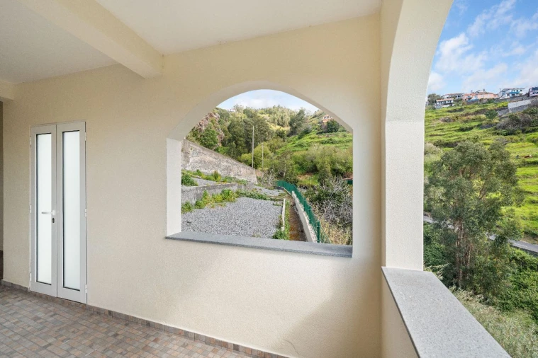 Moradia T4 para Venda em Estreito Calheta Foto 28