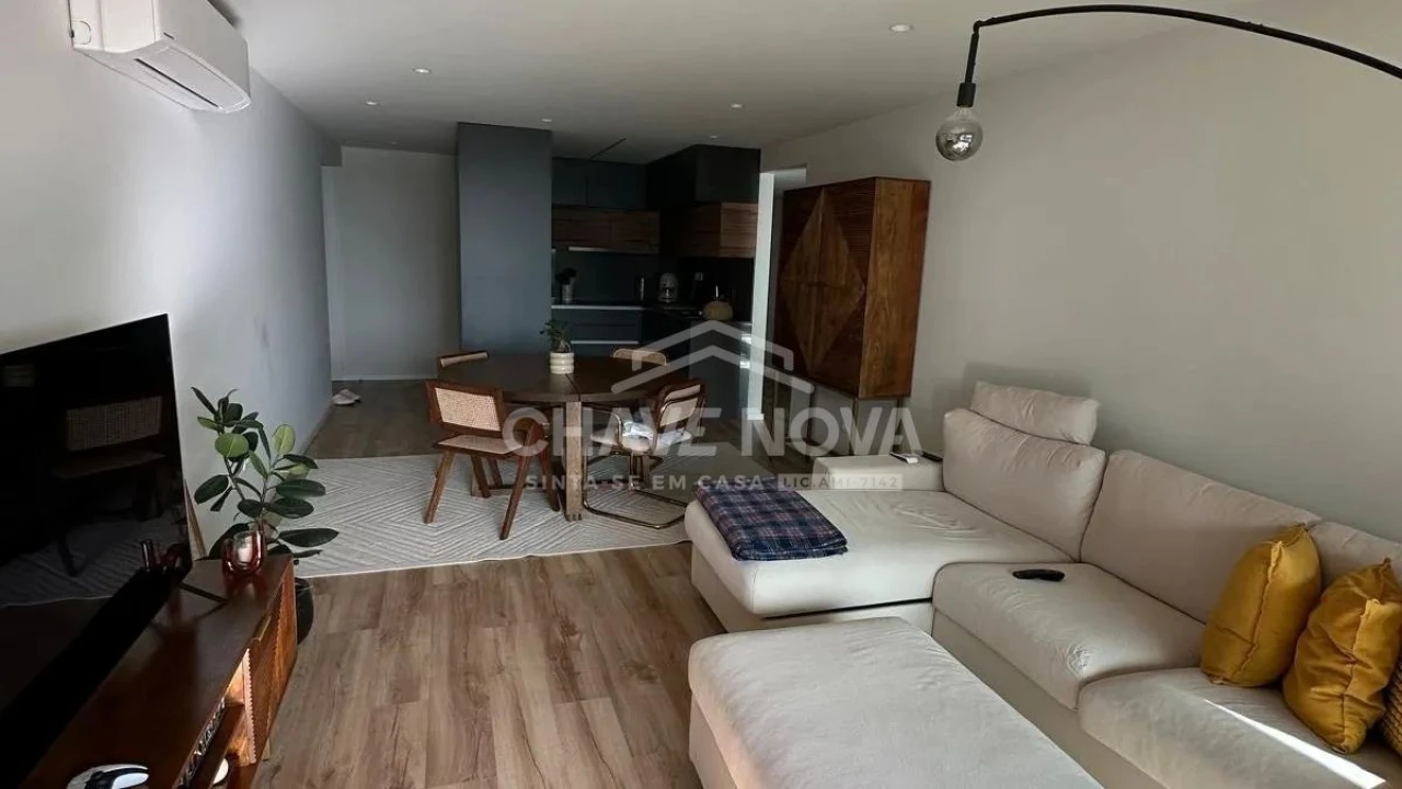 Apartamento T2 para Venda em Vila Nova de Gaia Foto 2