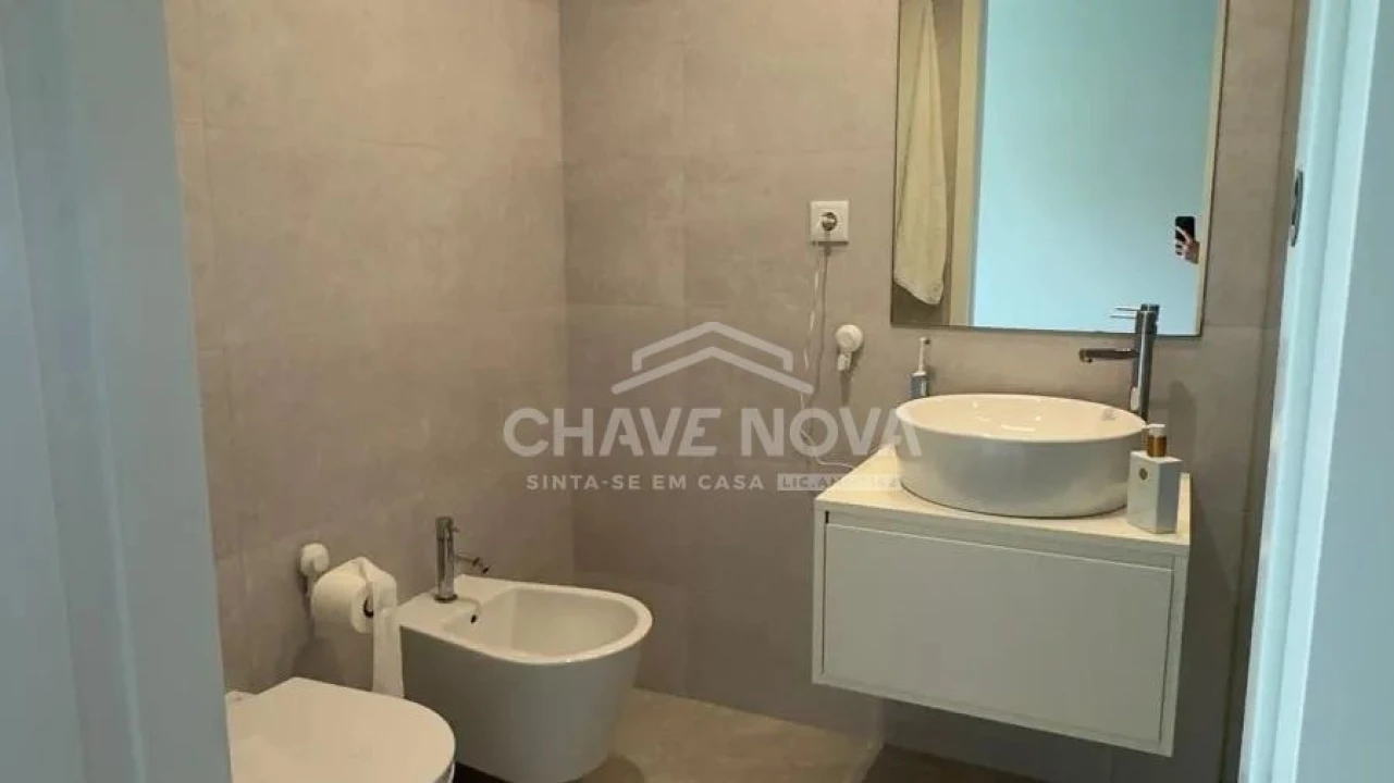 Apartamento T2 para Venda em Vila Nova de Gaia Foto 18