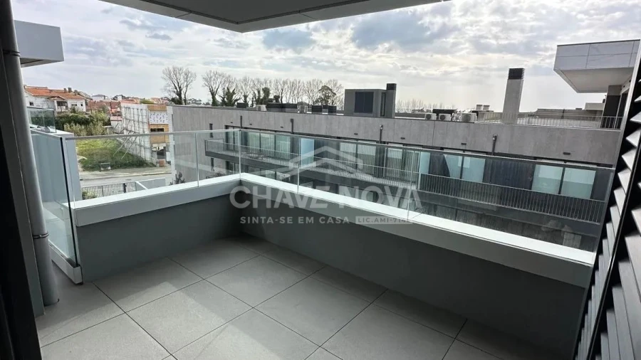 Apartamento T2 para Venda em Vila Nova de Gaia Foto 11