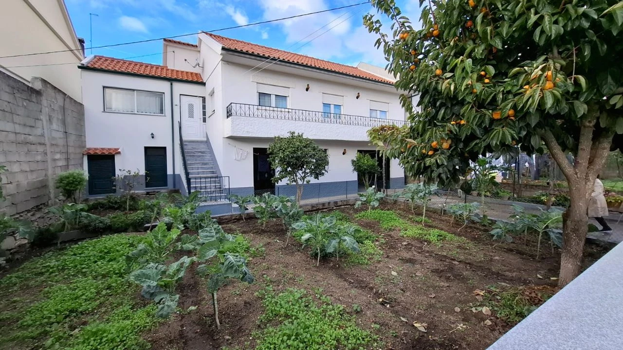 Moradia T3 para Venda em Lajeosa do Mondego Foto 2