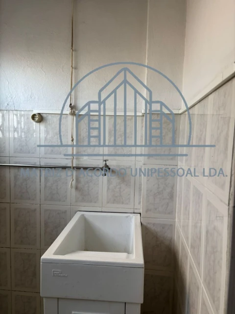 Apartamento T4 para Arrendamento em Porto