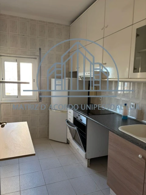 Apartamento T4 para Arrendamento em Porto