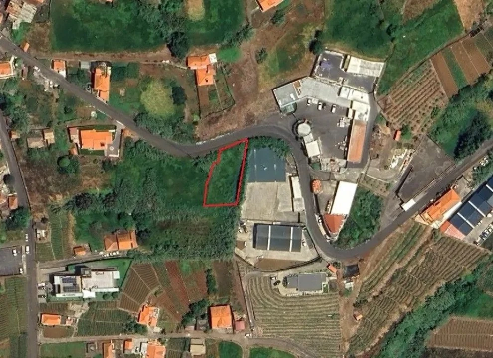 Terreno para Venda em Canhas Foto 2