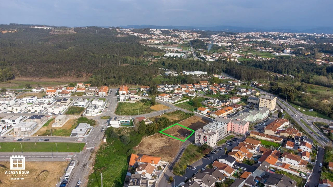 Terreno P/ Prédio para Venda em Santa Maria da Feira Foto 5
