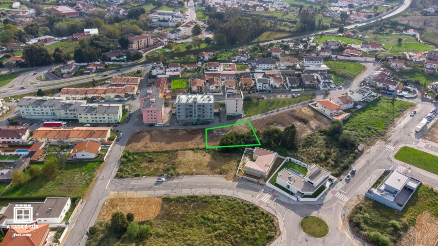 Terreno P/ Prédio para Venda em Santa Maria da Feira Foto 8