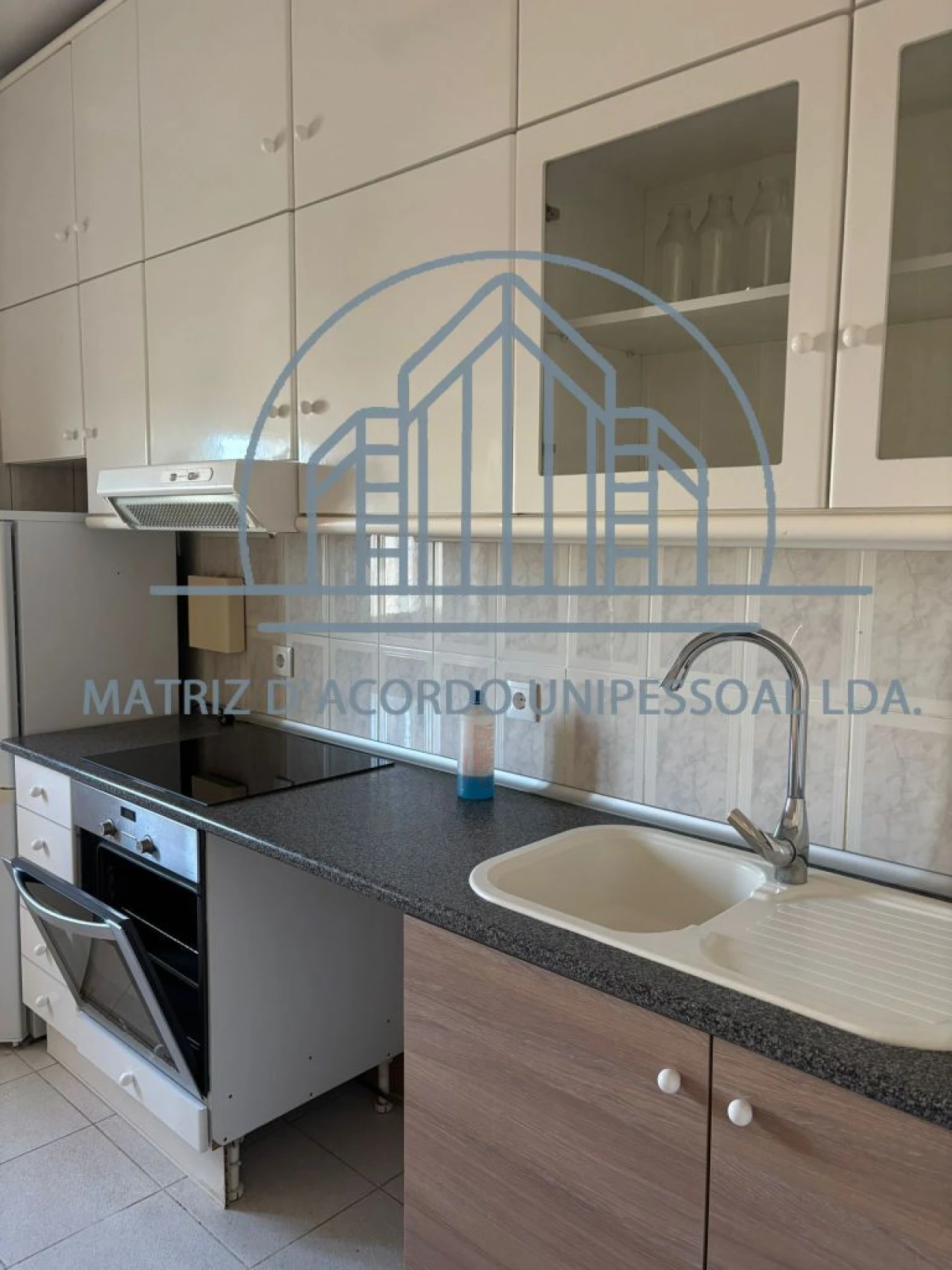 Apartamento T4 para Arrendamento em Porto Foto 18