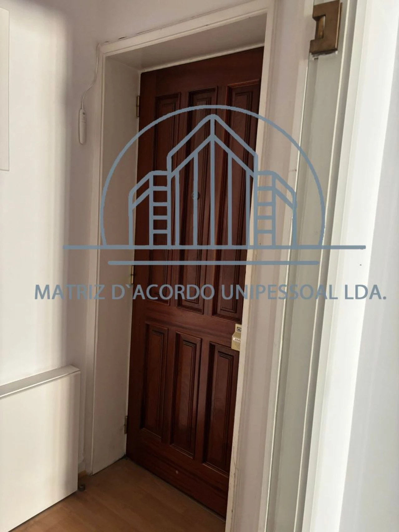 Apartamento T4 para Arrendamento em Porto Foto 8