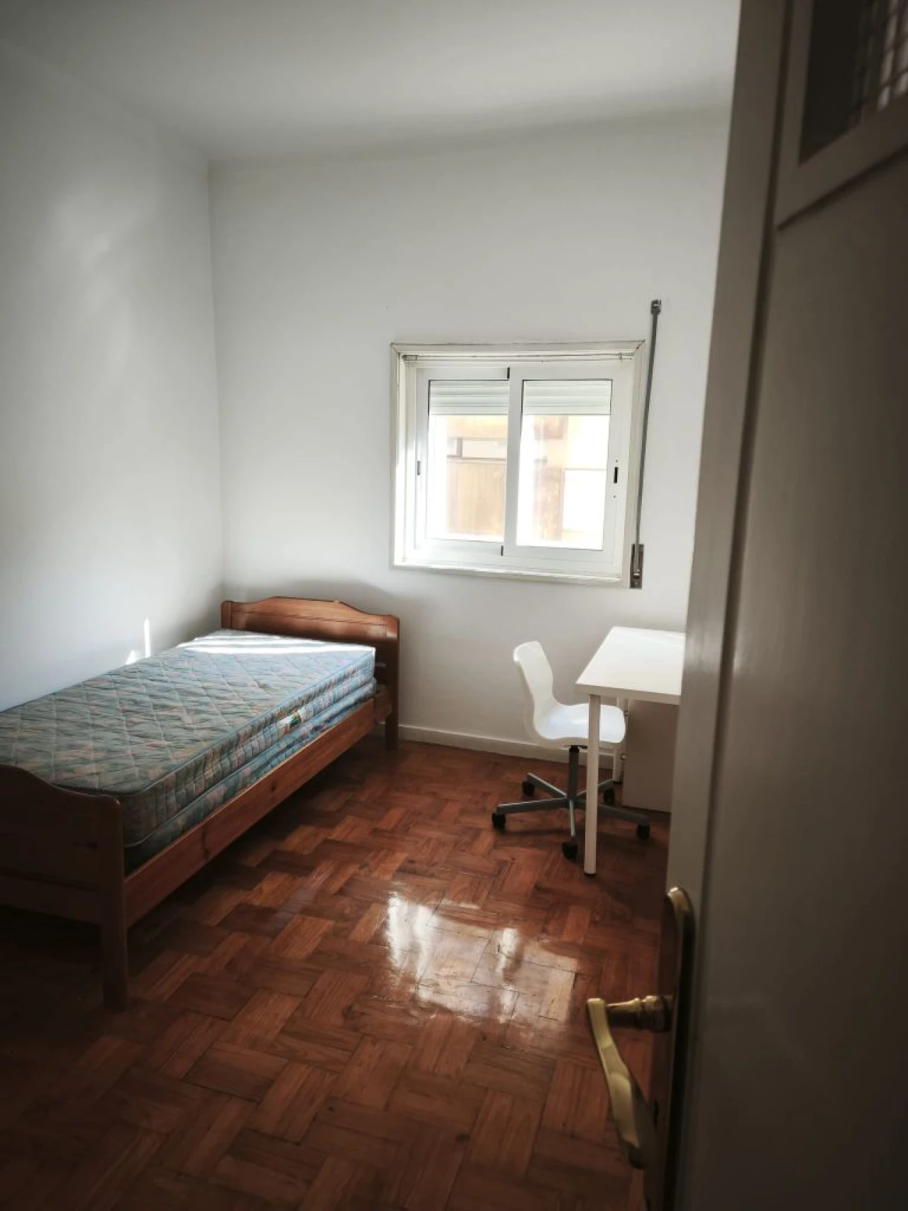 Apartamento T4 para Arrendamento em Porto Foto 22