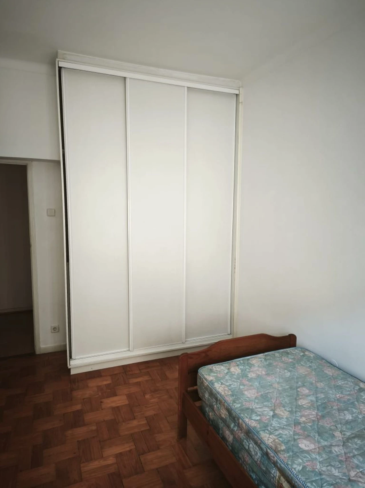 Apartamento T4 para Arrendamento em Porto Foto 26
