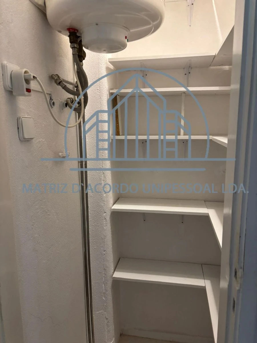 Apartamento T4 para Arrendamento em Porto Foto 16
