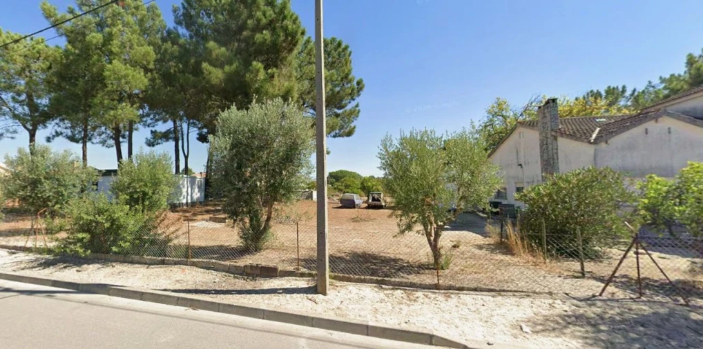 Terreno Misto para Venda em Fernão Ferro Foto 5