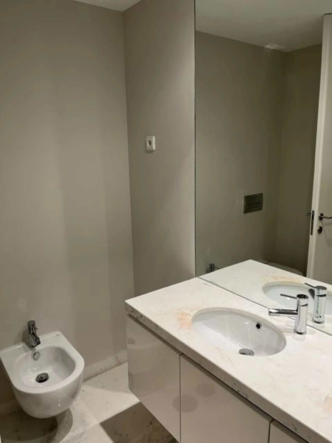 Moradia T4 para Venda em Água Longa Foto 13