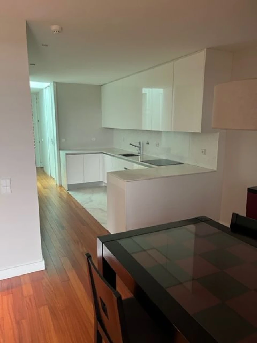 Moradia T4 para Venda em Água Longa Foto 4