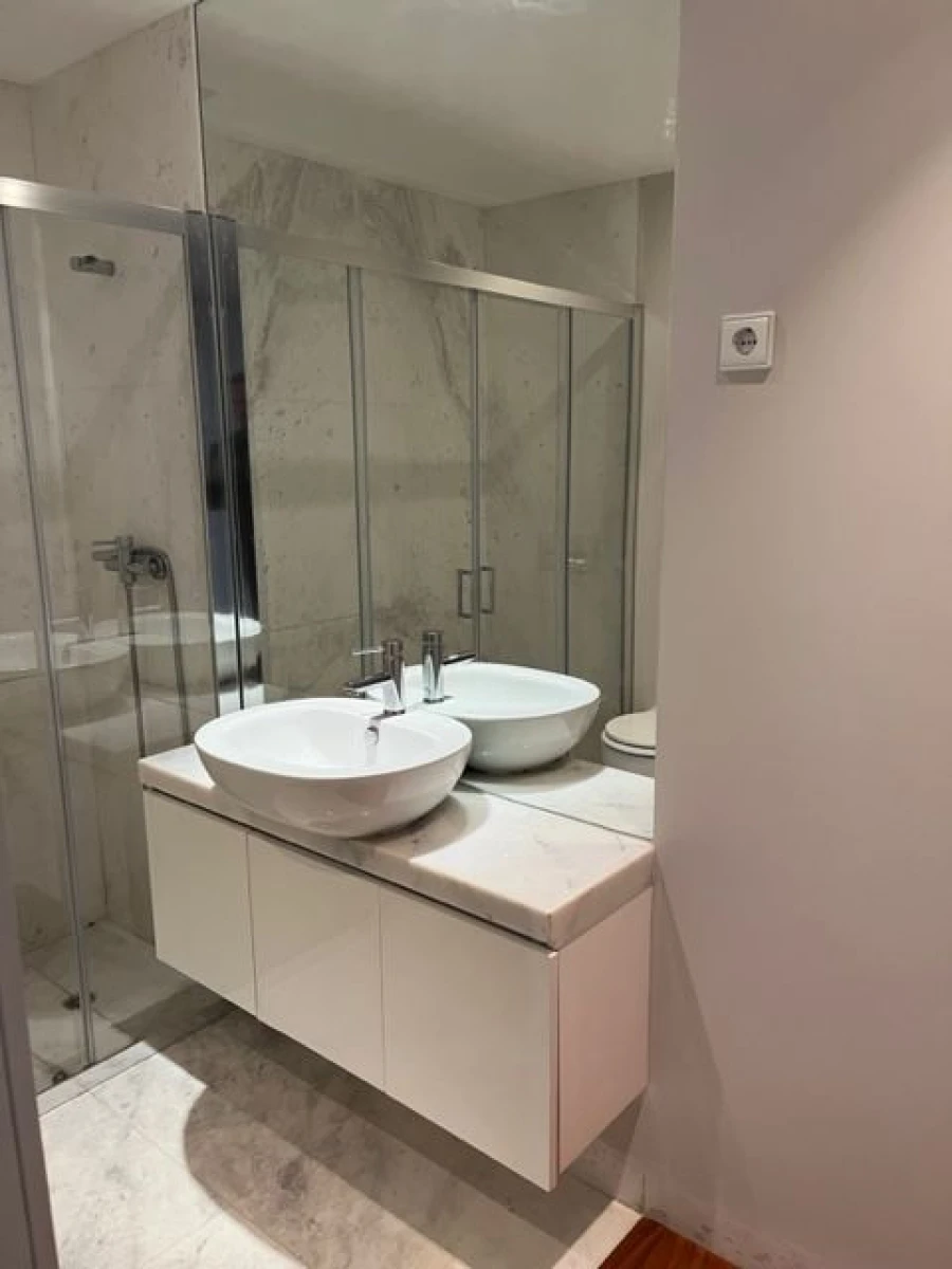 Moradia T4 para Venda em Água Longa Foto 8