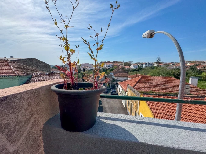 Moradia T2 para Venda em Queijas Foto 26