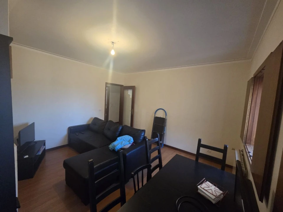 Apartamento T2 para Venda em Pedroso Foto 3
