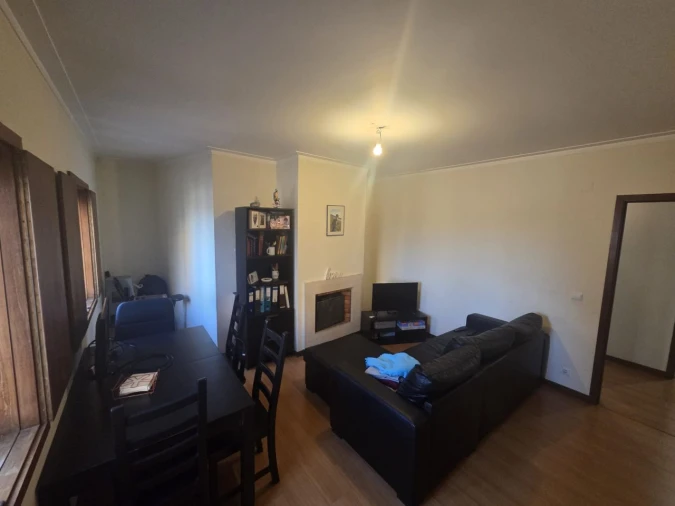 Apartamento T2 para Venda em Pedroso Foto 2