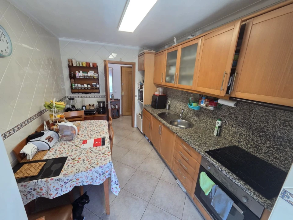 Apartamento T1 para Venda em Santa Maria de Lamas Foto 13