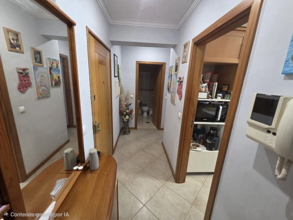 Apartamento T1 para Venda em Santa Maria de Lamas Foto 17