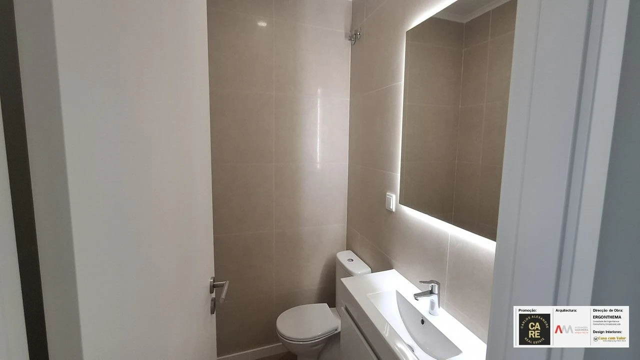 Apartamento T2 para Venda em Agualva-Cacém Foto 4