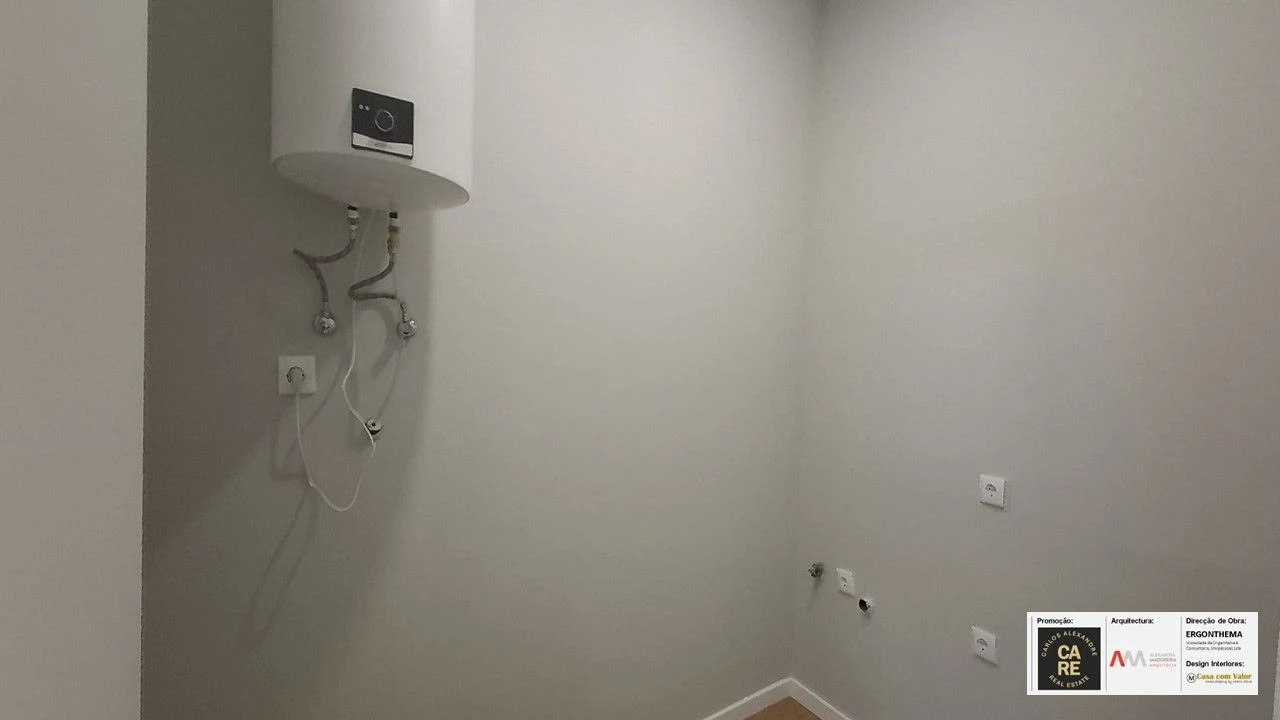 Apartamento T2 para Venda em Agualva-Cacém Foto 5