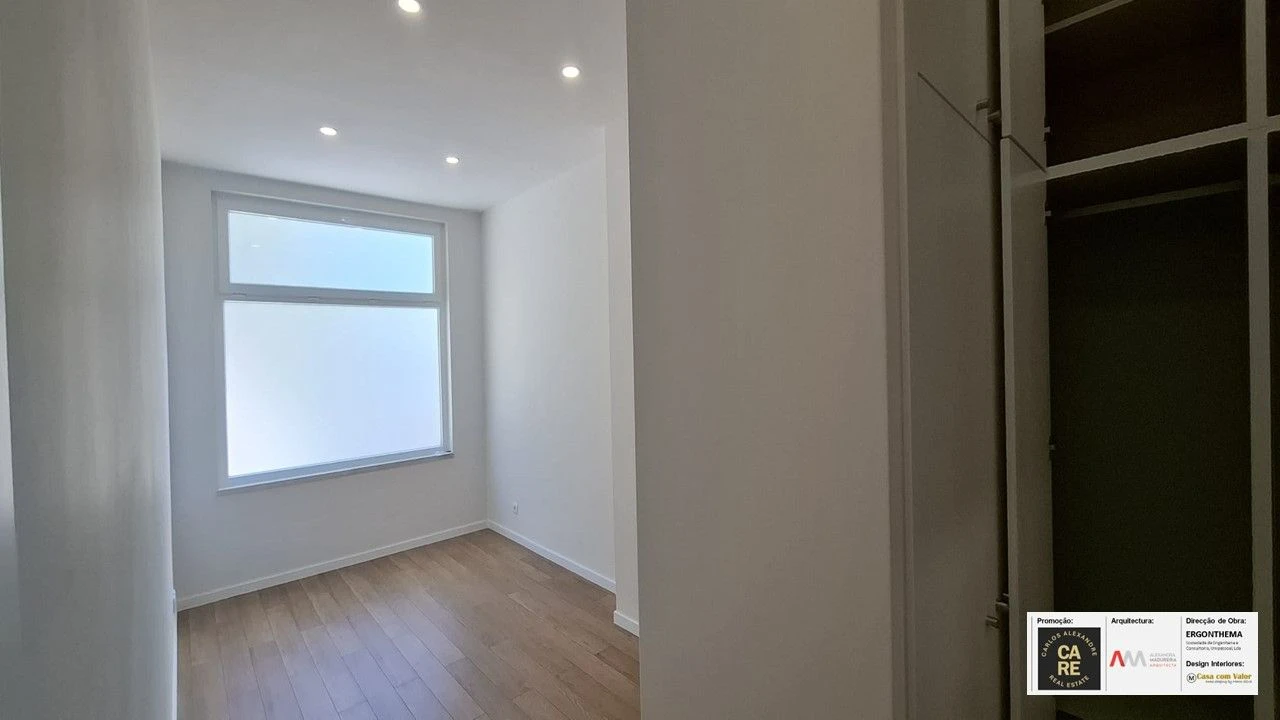 Apartamento T2 para Venda em Agualva-Cacém Foto 7