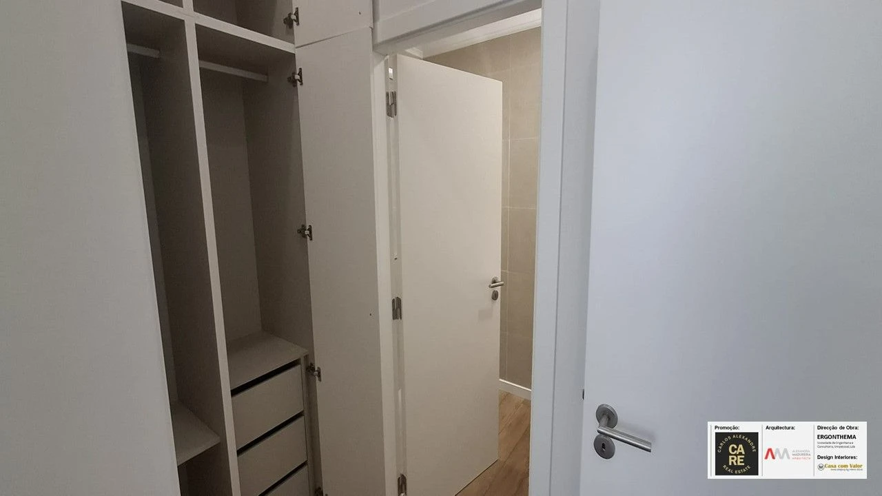 Apartamento T2 para Venda em Agualva-Cacém Foto 9