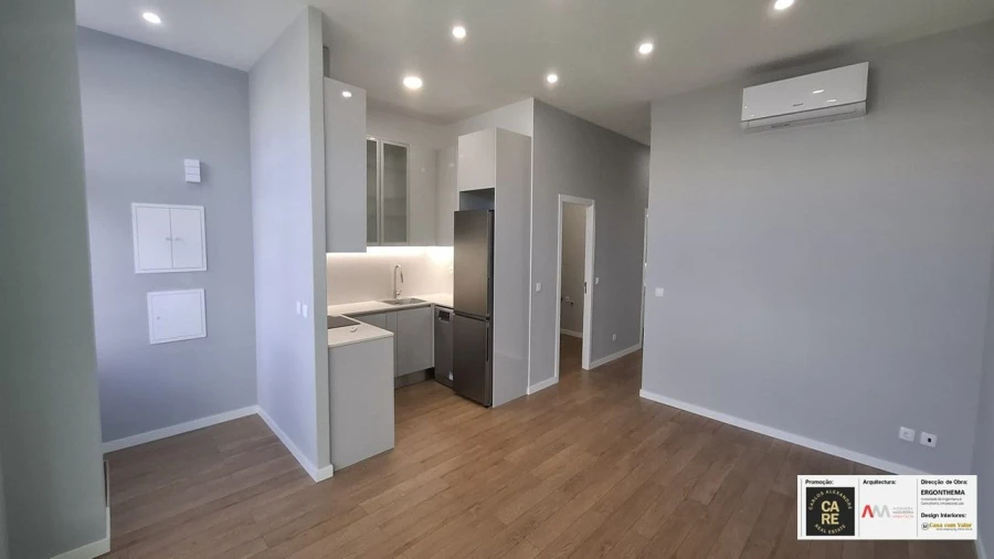 Apartamento T2 para Venda em Agualva-Cacém Foto 3