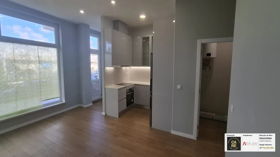 Apartamento T2 para Venda em Agualva-Cacém Foto 2