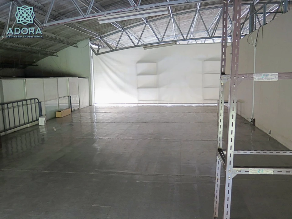 Armazém para Venda em Carnaxide Foto 23