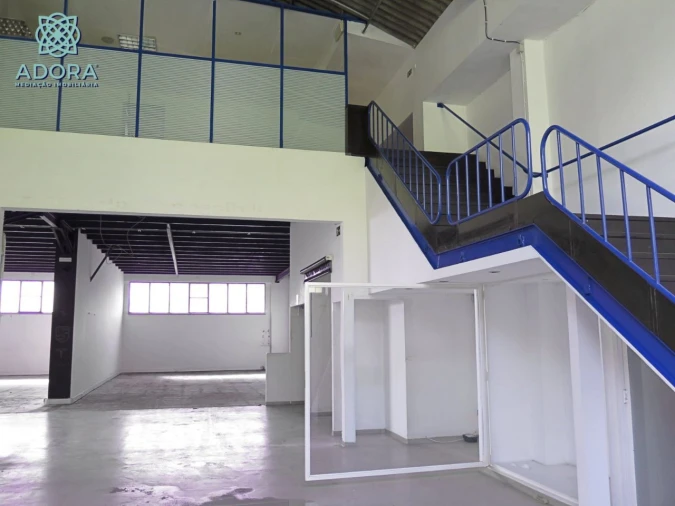 Armazém para Venda em Carnaxide Foto 12