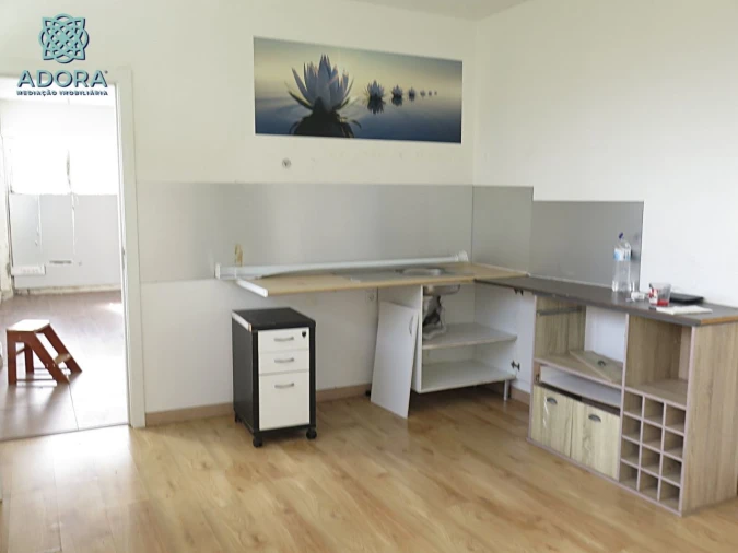 Armazém para Venda em Carnaxide Foto 17