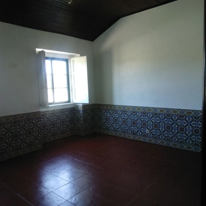 Moradia T3 para Arrendamento em Moinho de Vale de Flores Foto 2