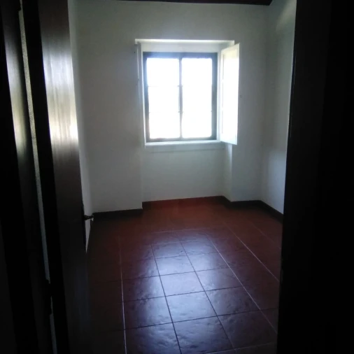 Moradia T3 para Arrendamento em Moinho de Vale de Flores Foto 4