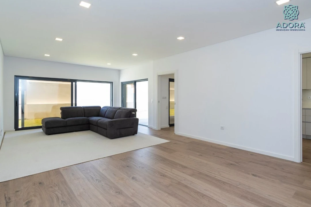 Apartamento T3 para Venda em Loures Foto 8