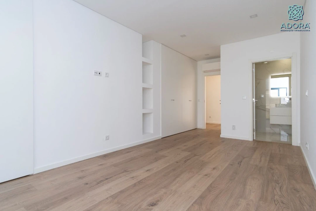 Apartamento T3 para Venda em Loures Foto 24