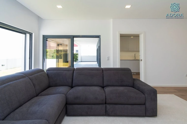 Apartamento T3 para Venda em Loures Foto 10