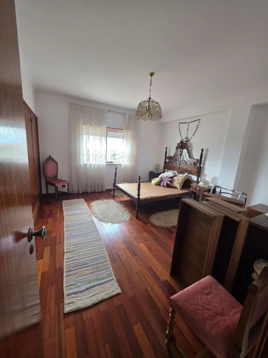 Moradia T3 para Arrendamento em Estrada nacional 17 Foto 15