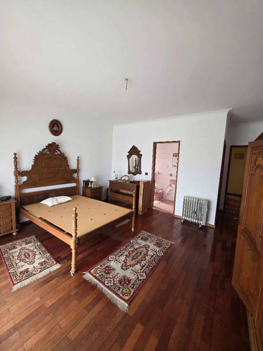 Moradia T3 para Arrendamento em Estrada nacional 17 Foto 17