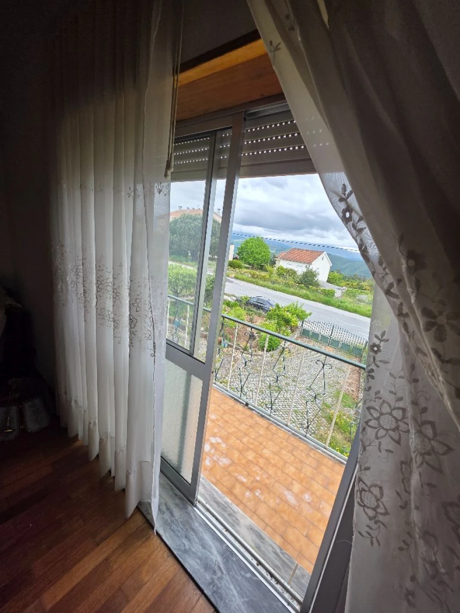 Moradia T3 para Arrendamento em Estrada nacional 17 Foto 20